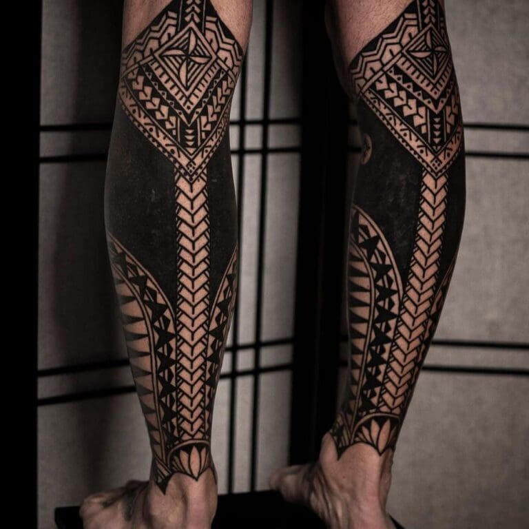 Tattoo-Stile Entdecke die Vielfalt unserer Tattoo-Stile in Berlin. Von minimalistischen Designs bis zu ausdrucksstarken Motiven hat jeder Stil seinen eigenen Charakter.