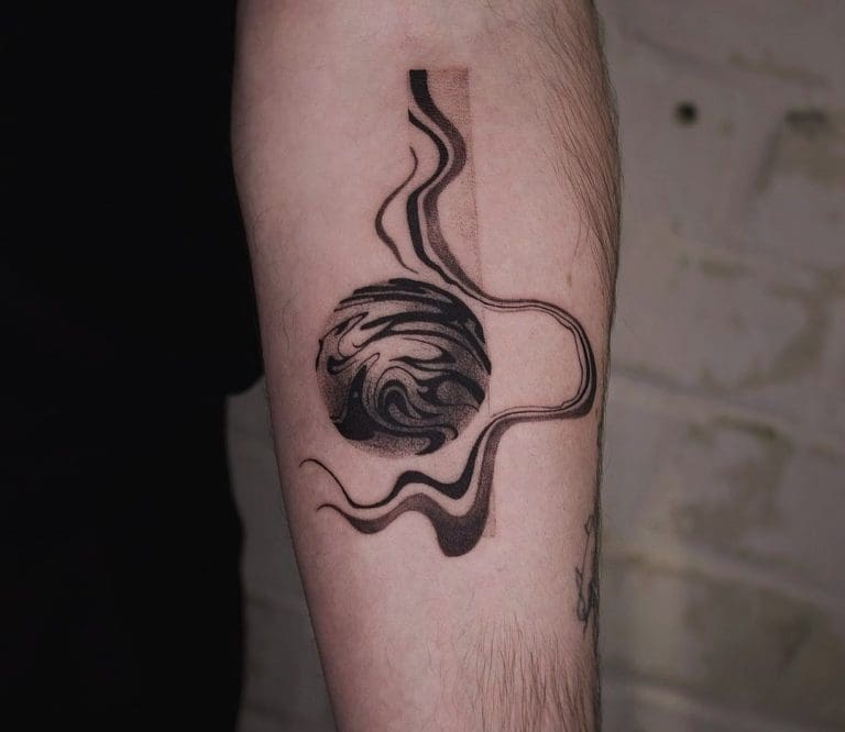 Tattoo-Stile Entdecke die Vielfalt unserer Tattoo-Stile in Berlin. Von minimalistischen Designs bis zu ausdrucksstarken Motiven hat jeder Stil seinen eigenen Charakter.