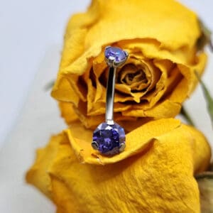 Piercing Unser erfahrenes Team kombiniert handwerkliche Präzision mit Geduld und Feingefühl. So entsteht ein Piercing-Erlebnis, das professionell, entspannt und ganz auf dich zugeschnitten ist.