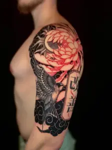 FAQ & Tipps Antworten auf häufige Fragen zu Tattoos, Piercings, Ablauf und Pflege - von ernst gemeint bis „Kann man das wirklich fragen?“.